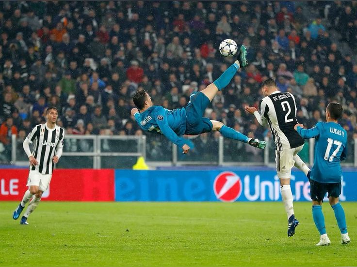 Cristiano Ronaldo scored a bicycle kick goal, 2018